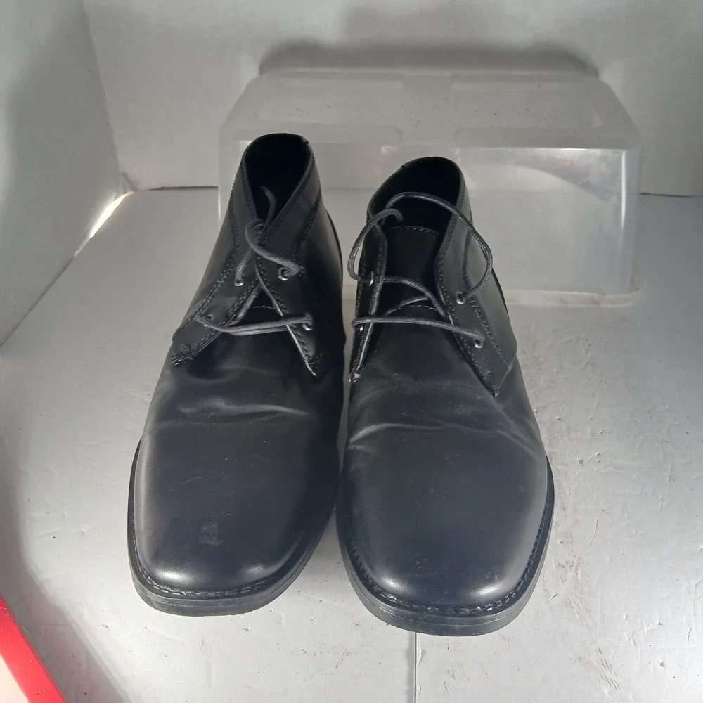 Calvin Klein Warden Chukka Boots 9.5 Black Faux Leather Dress Ankle Shoes Men